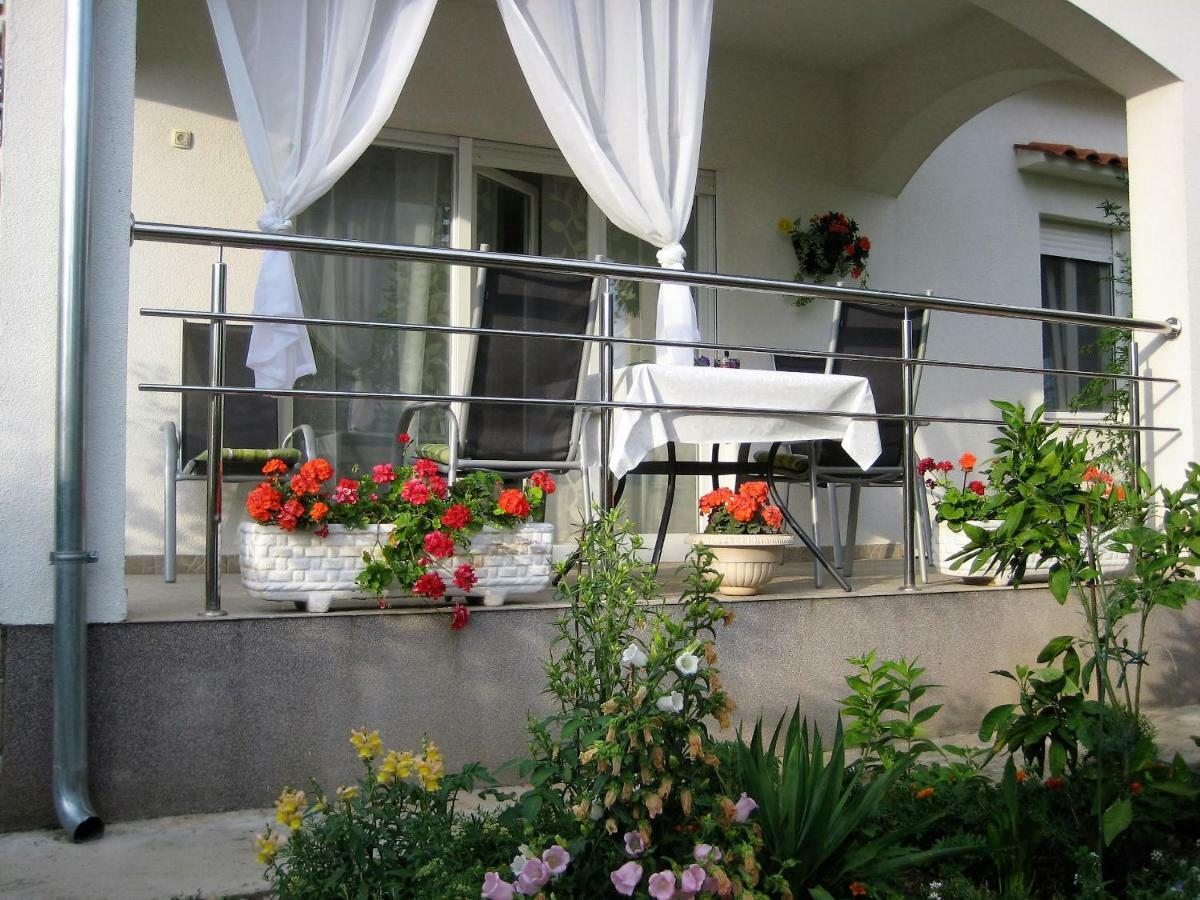 Radenka Zafron Apartment Водице Екстер'єр фото